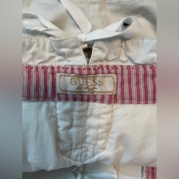 White Los Angeles Guess Mini Skirt - size small - Picture 5 of 5